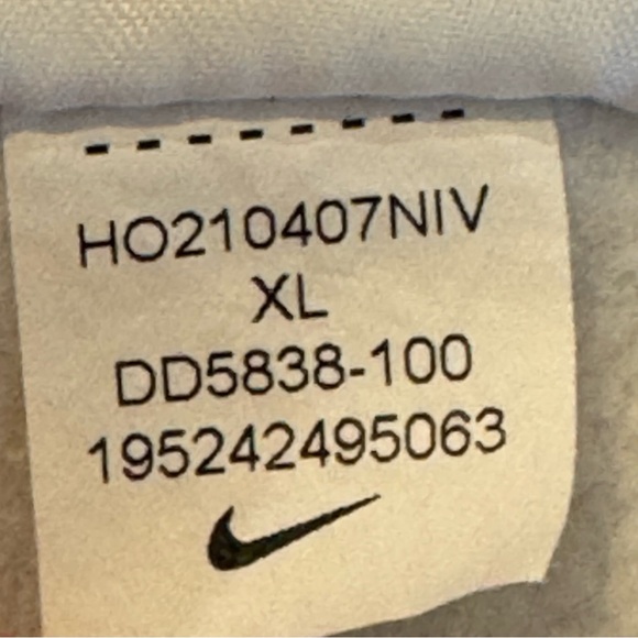 Nike men’s White Long Sleeve Hoodie Black/Gold Logo on front XL - Picture 8 of 12